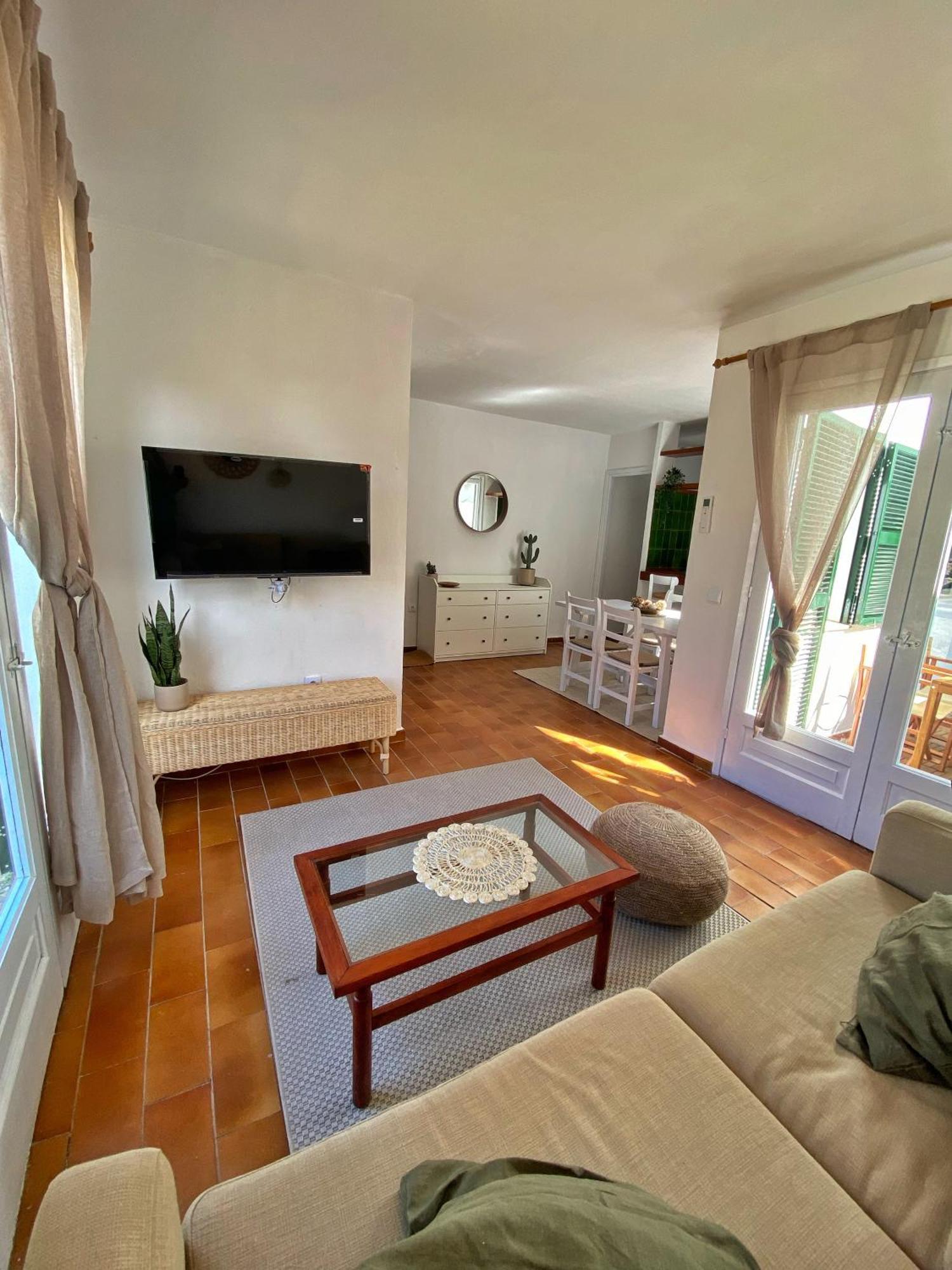 Villa Calma 450M From The Beach Кала-эн-Бланес Экстерьер фото